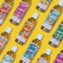 A Collection of Illustration Work Commissioned by Kiehl's by SNYDER artists. Design, Traditional illustration, Advertising, Art Direction, Br, ing, Identit, Character Design, Marketing, Multimedia, Packaging, T, pograph, Calligraph, Street Art, Lettering, Vector Illustration, Sketching, Drawing, Poster Design, Logo Design, Digital Illustration, Studio Photograph, Artistic Drawing, Digital Lettering, Botanical Illustration, Retail Design, Ink Illustration, and Animated Illustration project by SNYDER - 11.06.2022