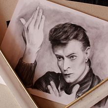 My project for course: Realistic Portrait with Graphite Pencil. Traditional illustration, Fine Arts, Sketching, Pencil Drawing, Drawing, Portrait Drawing, Realistic Drawing, Artistic Drawing, and Figure Drawing project by Alice Sogno - 11.07.2022