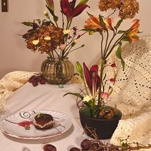 My project for course: Floral Arrangement Design with Seasonal Blooms. Un progetto di Interior design, Paesaggismo, Interior Design, DIY, Design floreale e vegetale e Fotografia di Karanbir Gogna - 07.11.2022