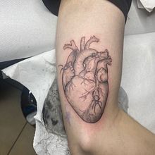 Il mio progetto del corso: Tecniche di tatuaggio blackwork in fine line. Tattoo Design project by Claudio Mingardo - 11.09.2022