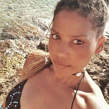 La chica y la playa . Arte și meșteșuguri de Nell Ponce - 11.13.2022