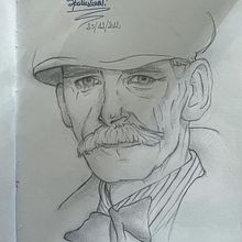 Il mio progetto del corso: Ritratto su blocco da disegno: esplora il volto umano. Un progetto di Bozzetti, Disegno, Disegno di ritratti, Disegno artistico e Sketchbook di Luna Spahiu - 13.11.2022