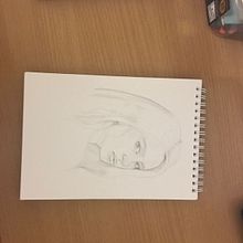 My project for course: Portrait Sketchbooking: Explore the Human Face. Projekt z dziedziny Sketching,  R, sunek, Portret,  R, sunek art, st, czn i Sketchbook użytkownika Elmira Agayeva - 06.12.2022
