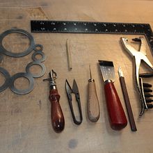 My project for course: Design of Seam-Free Leather Accessories. Un progetto di Design, Design di accessori, Artigianato e Cucito di ruidaniel - 14.11.2022