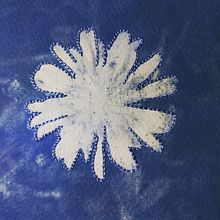 Mi proyecto del curso: Cianotipia: técnica de impresión con luz. Un proyecto de Artesanía, Bellas Artes, Estampación, DIY y Fotografía analógica de Cristina Balseca - 14.11.2022