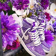 eMCee Kicks Portfolio. Shoe Design, Fashion Design, Street Art, Arts, and Crafts project by eMCee Kicks - 11.14.2022