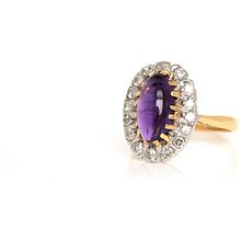 Product Photography for Jewelry & Small Objects. Photograph, Product Photograph, Digital Photograph, E-commerce, and Commercial Photograph project by tiffanyalicia11 - 11.07.2022