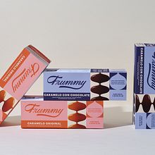 Frummy. Un proyecto de Packaging, Diseño de logotipos, Br, ing e Identidad, Naming, Modelado 3D, Publicidad y Fotografía de Parámetro - 16.11.2022