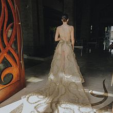 Fashion Campaign in DUBAI . Fashion Design project by Angela Garcia - 11.17.2022