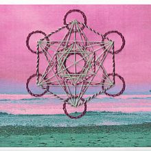 Metatrón, Geometría Sagrada. Een project van Fotografie, Papercraft, Borduurwerk, DIY y Textielontwerp van sozumarraga - 16.11.2022