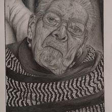 Mi proyecto del curso: Retrato realista con lápiz de grafito. Un proyecto de Ilustración tradicional, Bellas Artes, Bocetado, Dibujo a lápiz, Dibujo, Dibujo de Retrato, Dibujo realista, Dibujo artístico y Dibujo anatómico de Haziel Ricardo Zamora Miranda - 28.10.2022