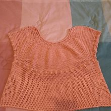 My project for course: Garment and Pattern Design with Top-Down Crochet. Un progetto di Design di accessori, Fashion design, Fiber Art, DIY e Uncinetto di lcmorales6 - 20.11.2022