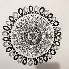 My project for course: The Art of Mandala Drawing: Create Geometric Patterns. Projekt z dziedziny  R, sunek,  R i sunek atramentem użytkownika Elena Novak - 23.11.2022