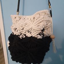 Mi proyecto del curso: Diseño y elaboración de bolsos en macramé. Design, Accessor, Design, Arts, Crafts, Sewing, Fiber Arts, Macramé, and Textile Design project by sanchezmaider - 11.24.2022