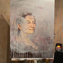 My project for course: Experimental Portraiture: Fusing Oil, Acrylic, and Spray Paint. Fine Arts, Painting, Acr, lic Painting, and Oil Painting project by Karoline Risvold - 11.25.2022