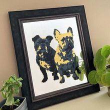 Pixel art eglomise dog portrait. Un progetto di Artigianato, Belle arti, Pittura, Pixel art, Pittura decorativa e Falegnameria  di Annika McSeveny (Antika) - 28.11.2022