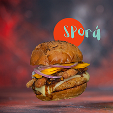 Sporá Hamburguesería Artesanal. Food Photograph, Product Photograph, Instagram Photograph, Photograph, and Graphic Design project by Javier Ce Castañeda Flórez - 10.26.2022