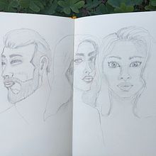 My project for course: Portrait Sketchbooking: Explore the Human Face. Esboçado, Desenho, Desenho de retrato, Desenho artístico, e Sketchbook projeto de Michele Scott James - 04.12.2022