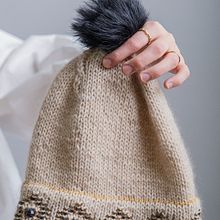 Queen hat. Un progetto di Maglia di Pope Vergara - 05.12.2022
