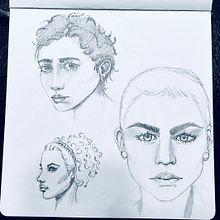 My project for course: Portrait Sketchbooking: Explore the Human Face. Un proyecto de Bocetado, Dibujo, Dibujo de Retrato, Dibujo artístico y Sketchbook de Debi - 06.12.2022