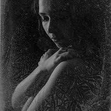 Mon projet du cours : Photographie hybride pour l'expérimentation créative. Un projet de Photographie, Retouche photographique, Photographie artistique, Photographie argentique , et Autoportrait photographique de Stephanie Boillon - 07.12.2022