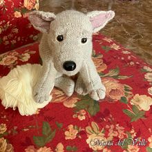 Mi proyecto del curso: Tejido de animales de peluche realistas: crea un cachorro de hilo. Fiber Arts, DIY, Knitting, and Textile Design project by Maria del Valle Olivera Hinojosa - 12.08.2022