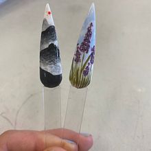 Painting landscapes with nail polish. Un proyecto de Artesanía de Cassie Diaz - 09.12.2022