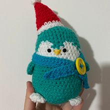 Il mio progetto del corso: Pew il pinguino. Projekt z dziedziny Craft, Projektowanie zabawek,  Tkactwo, DIY, Sz, dełkowanie, Amigurumi, Wzornictwo tekst i liów użytkownika nephilim_art - 06.12.2022