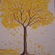 Yellow Tree. Design, Traditional illustration, Drawing, and Watercolor Painting project by Ana Cristina Estêvão - 12.12.2022