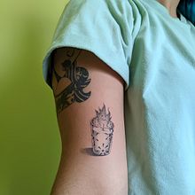 Abdiel / Insta: @pinchevicio. Un proyecto de Ilustración tradicional, Diseño de tatuajes e Ilustración botánica de Abdiel Hernán - 15.12.2022