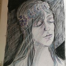 Mon projet du cours : Portrait créatif en clair-obscur au crayon. Traditional illustration, Pencil Drawing, Portrait Drawing, Artistic Drawing, and Colored Pencil Drawing project by Lilie Lafée - 12.29.2022