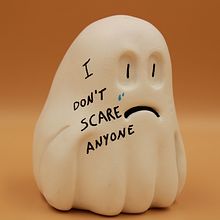 Mon projet du cours : Création d’un art toy - Sad Ghost.. Character Design, Sculpture, To, Design, Art To, and s project by letal_rui - 01.02.2023