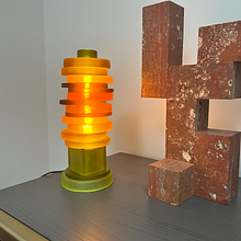 My project for course: Design and Build a Resin Lamp Ein Projekt aus dem Bereich H, werk, Möbeldesign und - bau, Innendesign, Dekoration von Innenräumen und DIY von Lana Orlova - 02.01.2023
