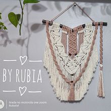 Meu projeto do curso: Macramê: nós básicos e complexos. Macramé, Accessor, Design, Interior Design, Decoration, Fiber Arts, and Textile Design project by Rubia França - 01.04.2023
