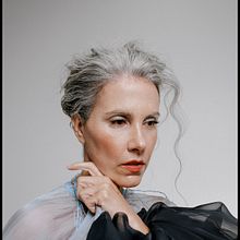 Marcela Vargas. Photograph, Fashion Photograph, Portrait Photograph, Photo Retouching, Photographic Lighting, Studio Photograph, and Digital Photograph project by Natalia Gw - 01.04.2023