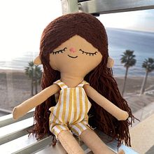 Mi proyecto del curso: Muñecos de tela: diseño, costura y creación de contenido. Arts, Crafts, To, Design, Social Media, Mobile Photograph, Product Photograph, Sewing, Instagram Photograph, Patternmaking, and Dressmaking project by cristinallanas - 01.05.2023