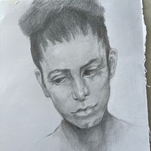 My project for course: Graphite Drawing Techniques for Planar Portraiture. Un projet de Beaux Arts, Esquisse , Dessin, Dessin de portrait, Dessin réaliste , et Dessin artistique de Lynn Robinson - 07.01.2023