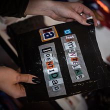 Arte con bolsas de plástico. Un progetto di Design, Artigianato, Collage, Arte concettuale, Modellistica e confezione sartoriale di Rocio Vissani - 29.12.2022