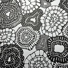 My project for course: Botanical Patterns in a Sketchbook: Conquer the Blank Page. Un progetto di Illustrazione tradizionale, Pattern design, Illustrazione botanica e Sketchbook di Leah Pierce - 07.01.2023