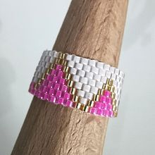 Mi proyecto del curso: Diseño de accesorios con cuentas: teje patrones elegantes. Accessor, Design, Arts, Crafts, Jewelr, Design, and Fiber Arts project by suertedevida - 01.09.2023