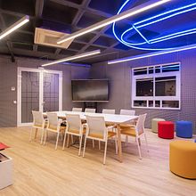 NUEVAS OFICINAS DEPORTIVAS PARA LA JUNTA DE ANDALUCÍA Ein Projekt aus dem Bereich Innenarchitektur und Innenarchitektur von DIKA estudio - 10.01.2023