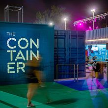 THE CONTAINER: EL MAYOR BOX DE MÁLAGA Ein Projekt aus dem Bereich Innenarchitektur und Innenarchitektur von DIKA estudio - 10.01.2023