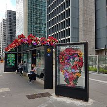 Becks - OOH - Primavera Sound SP - 2022. Un projet de Design  , et Art floral et végétal de Marina Dias - 11.01.2023