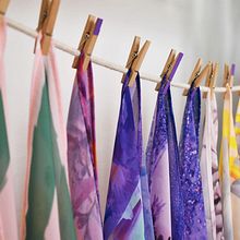 Magic Bloom - White Magic. Un projet de Design , St, lisme, Impression textile, Estampe, Dessin au cra , et on de Estefania Blanco - 12.01.2023