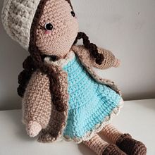Mi proyecto del curso: Amigurumi: diseño de ropa, pelo y complementos. Amigurumi, Arts, Crafts, To, Design, Fiber Arts, Crochet, and Textile Design project by María Salazar - 01.13.2023
