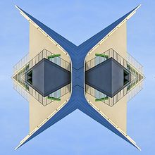 Symmetrical jungle . Un proyecto de Fotografía, Fotografía en exteriores, Fotografía para Instagram y Fotografía arquitectónica de eribeirinho - 16.01.2023