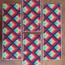 Meu projeto do curso: Ponto bargello para iniciantes: crie patterns retrô. Un projet de Broderie, Art textile, Design textile, Artisanat, Conception de produits , et Décoration de Adriana Piacezzi - 16.01.2023