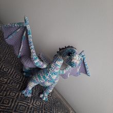 Dragón nube. To, Design, Arts, Crafts, Fiber Arts, Crochet, and Amigurumi project by Ivan Ayala - 01.16.2023
