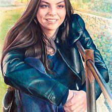 Realistic woman portrait Ein Projekt aus dem Bereich Traditionelle Illustration, Bleistiftzeichnung, Porträtzeichnung, Realistische Zeichnung, Zeichnen mit Buntstiften und Aquarellmalerei von Mentiradeloro Esther Cuesta - 18.01.2023