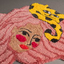Mi proyecto del curso: Tufting para principiantes: diseña arte textil a todo color. Un proyecto de Artesanía, Interiorismo, Tejido, DIY, Punch needle y Diseño textil de Roma Y. - 03.02.2023